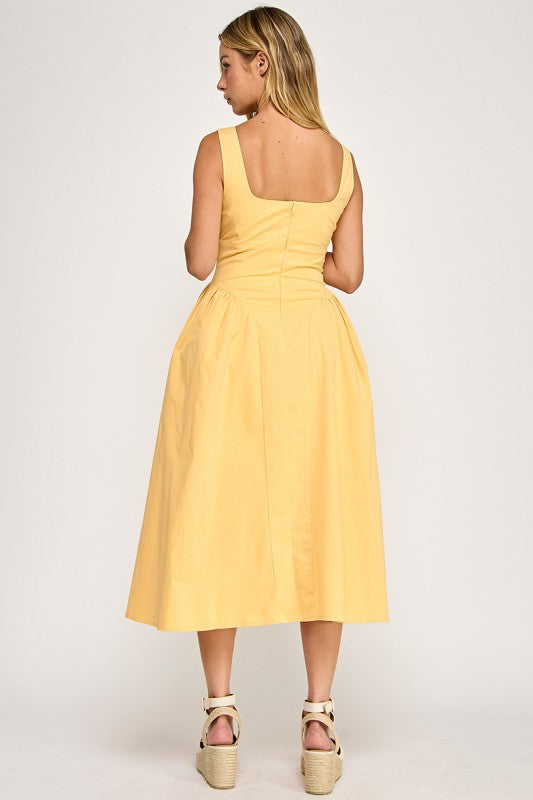D5564 Crinoline-Lined Sleeveless Midi Dress