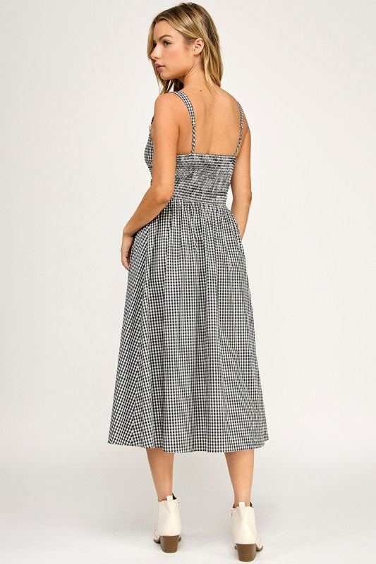 D5606 Gingham Charm Midi Dress