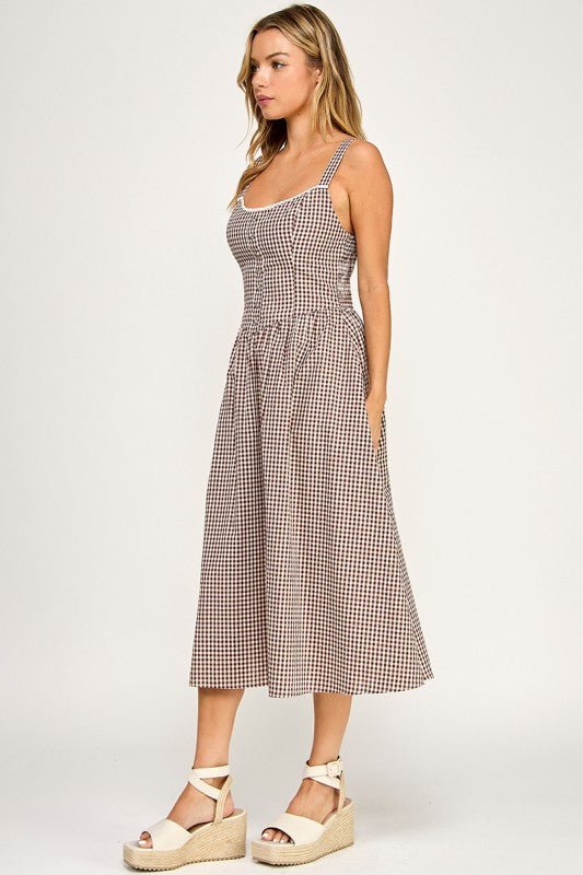 D5606 Gingham Charm Midi Dress