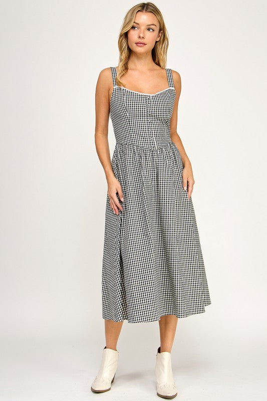 D5606 Gingham Charm Midi Dress