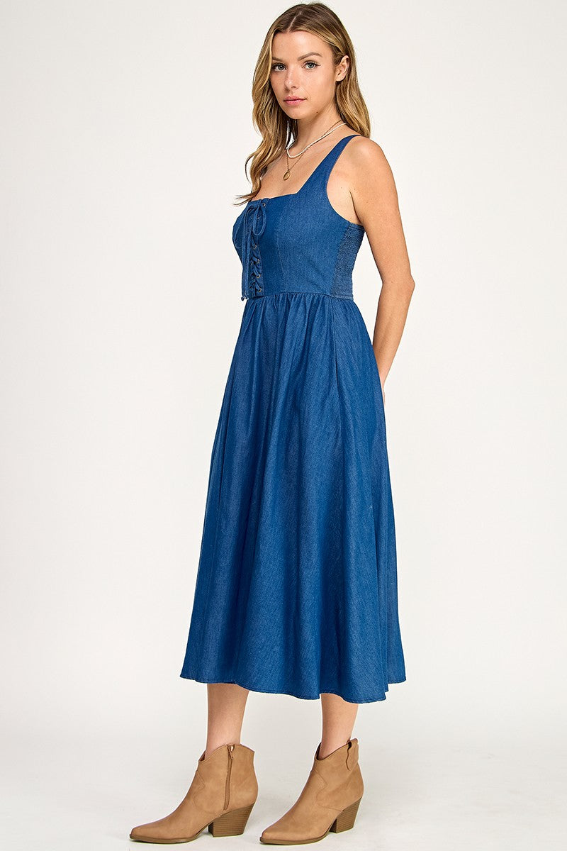 D5637 Lace-Up Midi Dress