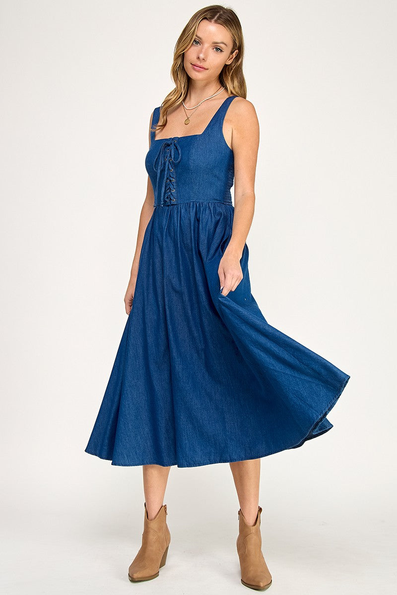 D5637 Lace-Up Midi Dress