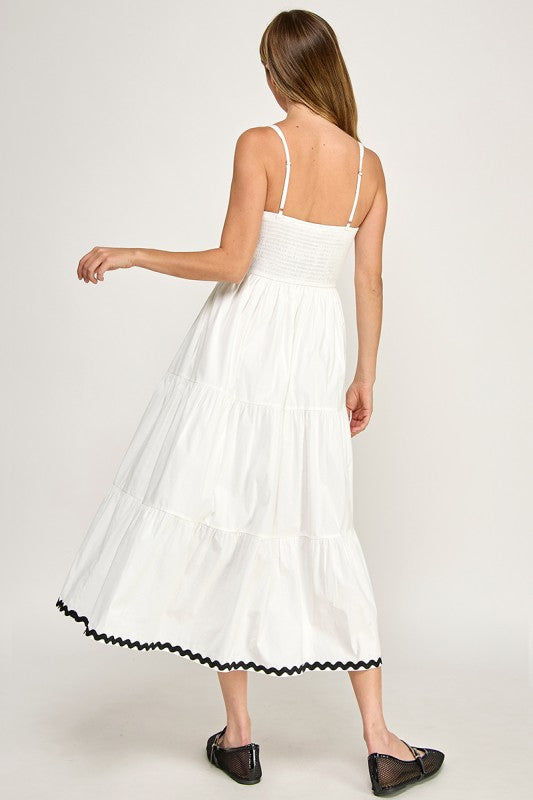 D5657 Square Neck Contrast Trim Midi Dress