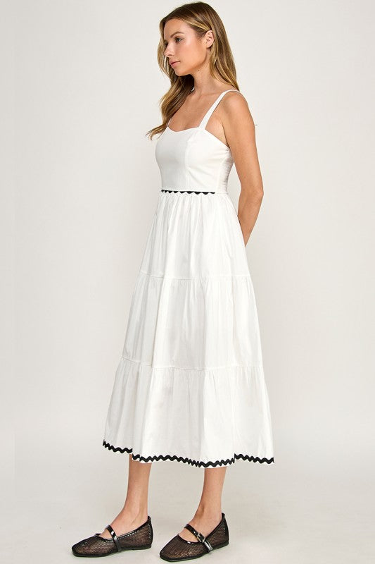 D5657 Square Neck Contrast Trim Midi Dress