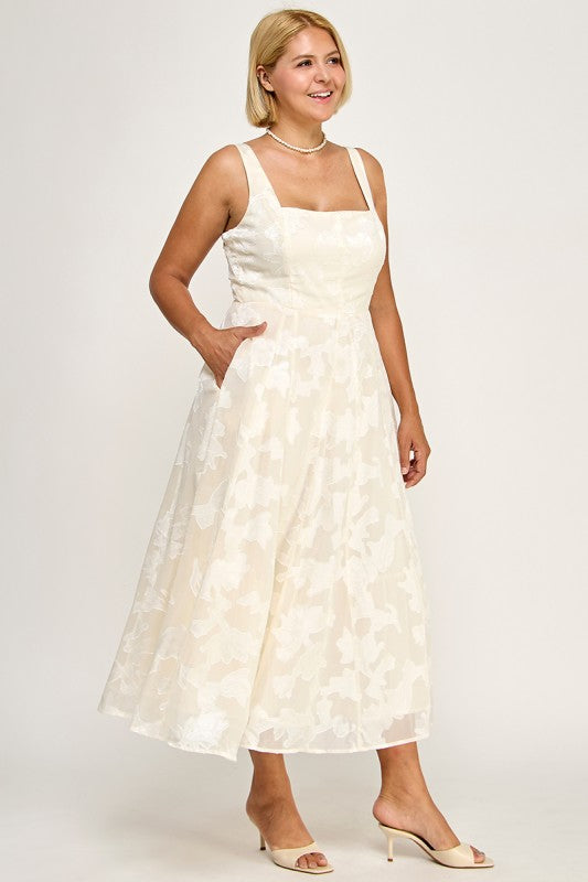 D5782XS Plus-Size Floral Jacquard Fit & Flare Midi Dress