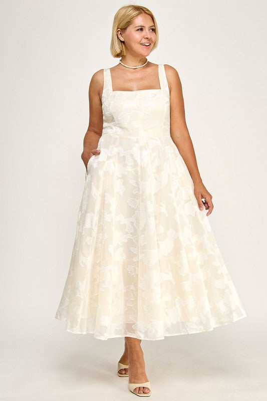 D5782XS Plus-Size Floral Jacquard Fit & Flare Midi Dress