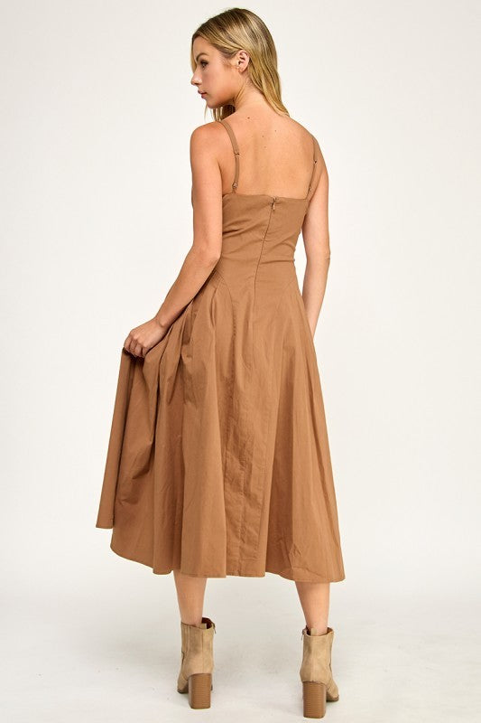 D5590 Structured Fit & Flare Midi Dress