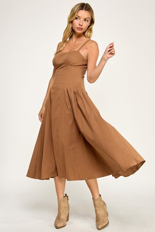D5590 Structured Fit & Flare Midi Dress