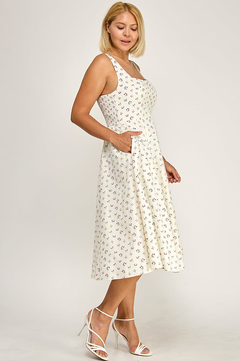 D5555X Plus-Size Floral Smocked Midi Dress