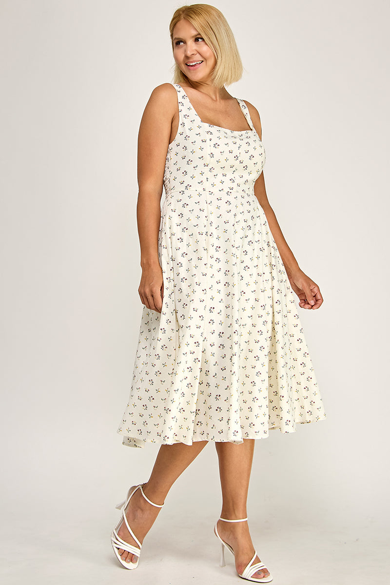 D5555X Plus-Size Floral Smocked Midi Dress